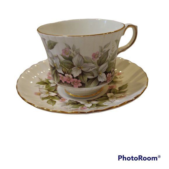 Royal Stafford Other - Royal Stafford Bone China England pastel trillium flowers Cup Saucer gold rim